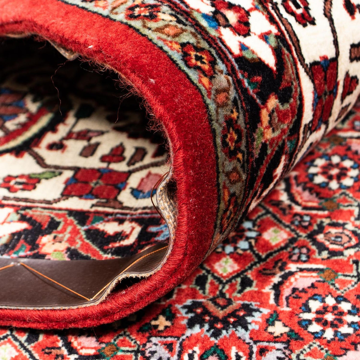 Persisk tæppe - Bijar - 398 x 299 cm - mørkerød