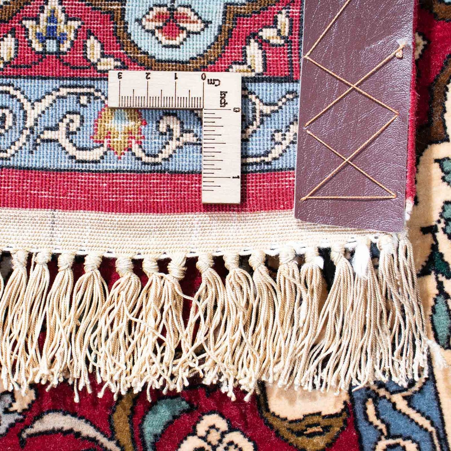 Persisk tæppe - Isfahan - Premium - 137 x 90 cm - mørkerød