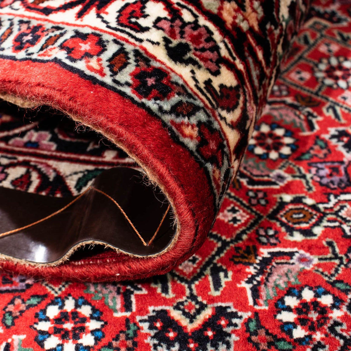 Persisk tæppe - Bijar - 246 x 170 cm - mørkerød