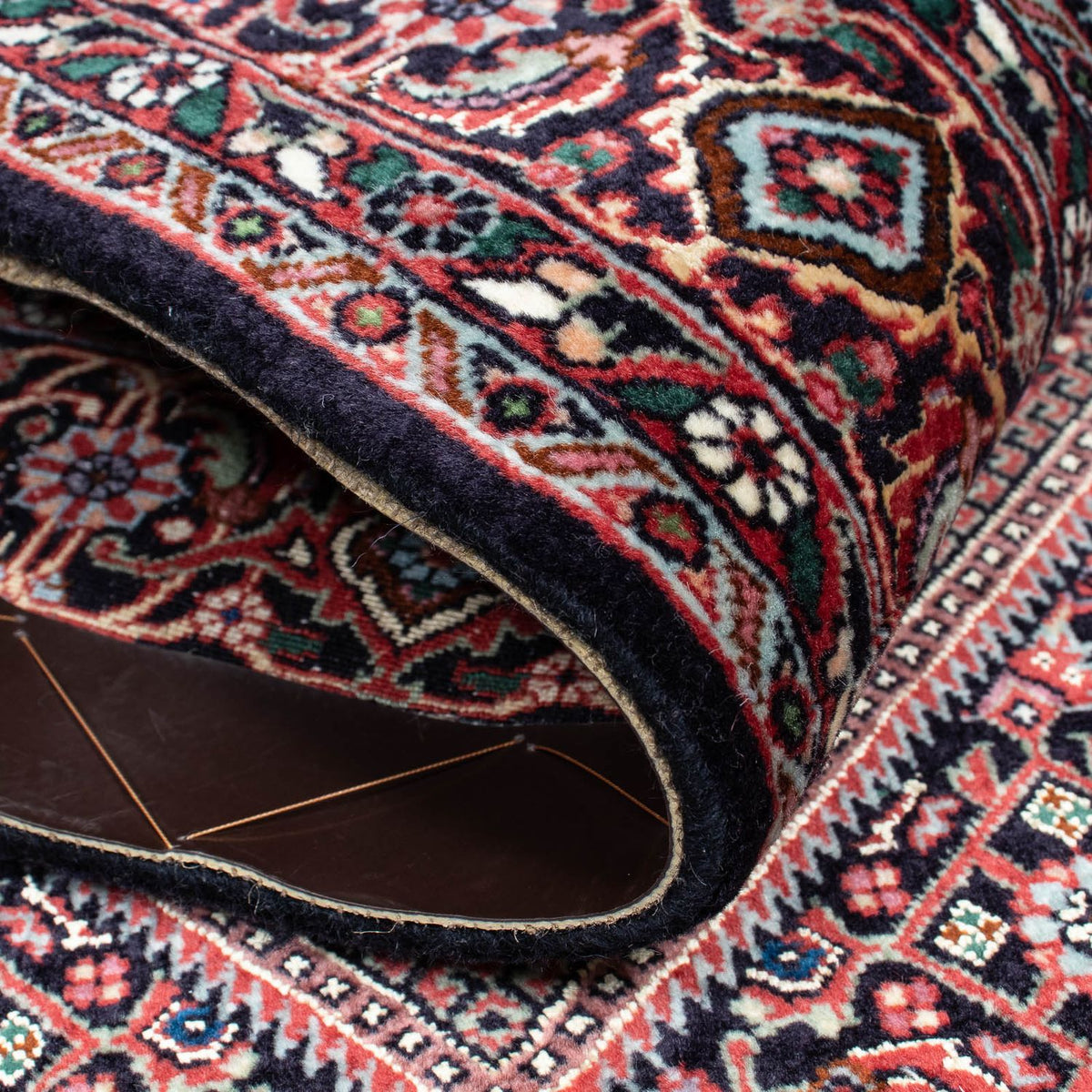 Persisk tæppe - Bijar - 210 x 136 cm - lysrød