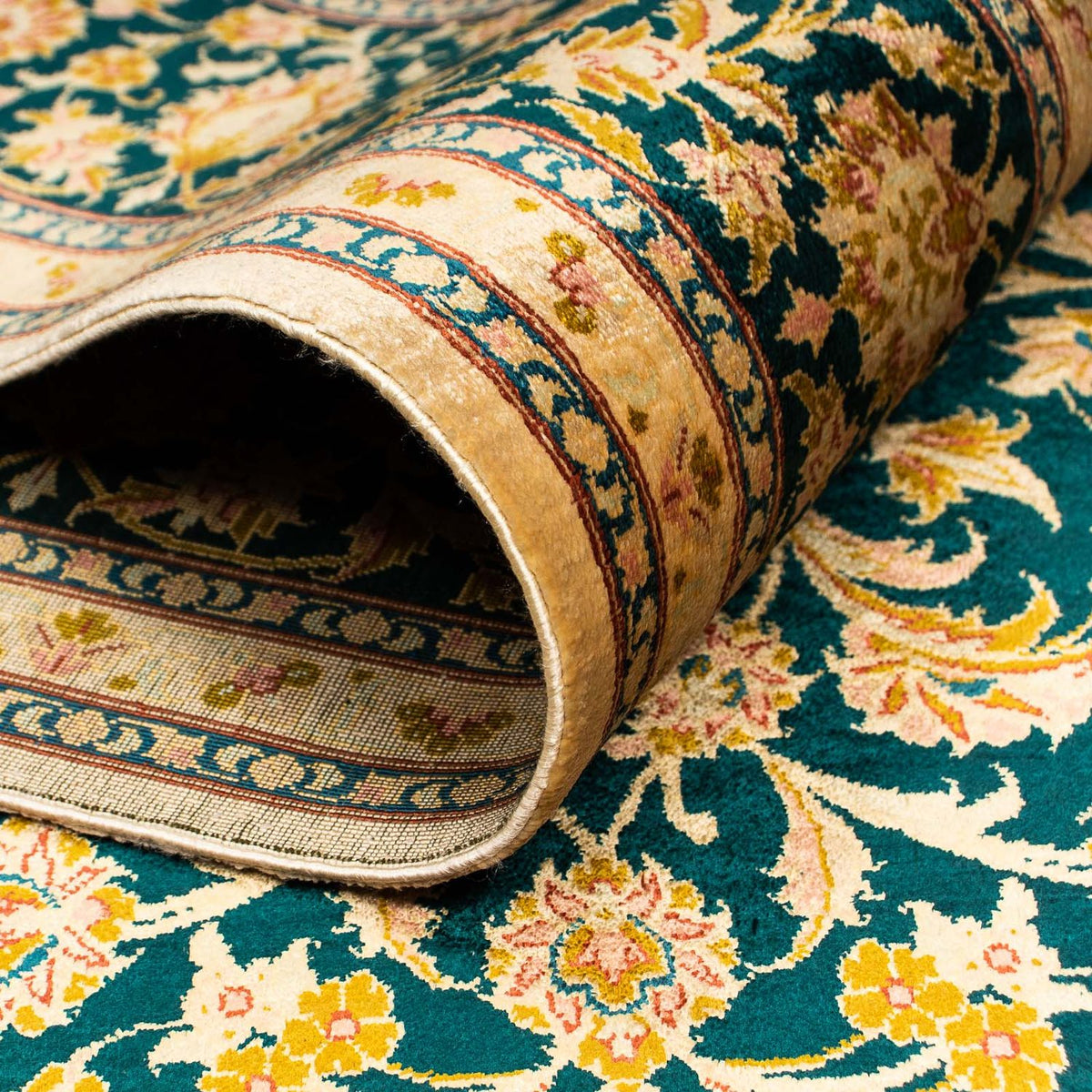 Silketæppe - China Silk - 183 x 122 cm - mørkerød