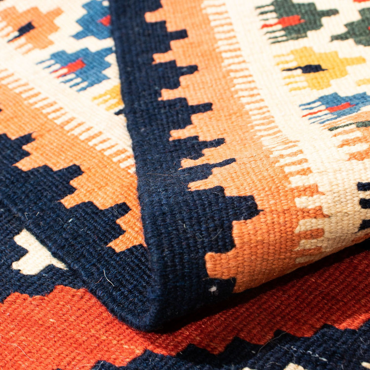 Kelim-tæppe - orientalsk firkantet  - 106 x 104 cm - rød