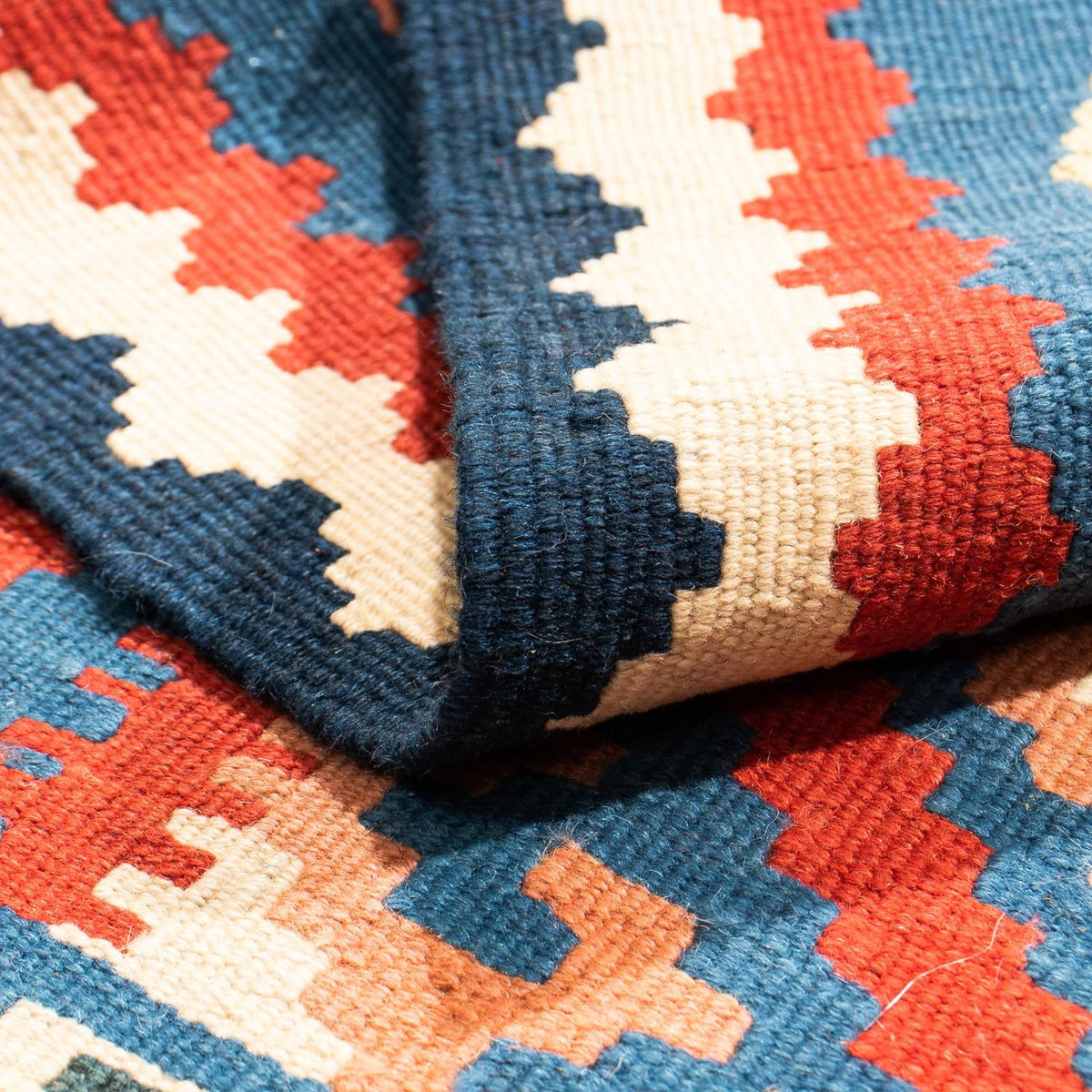 Kelim-tæppe - orientalsk firkantet  - 105 x 101 cm - mørkerød