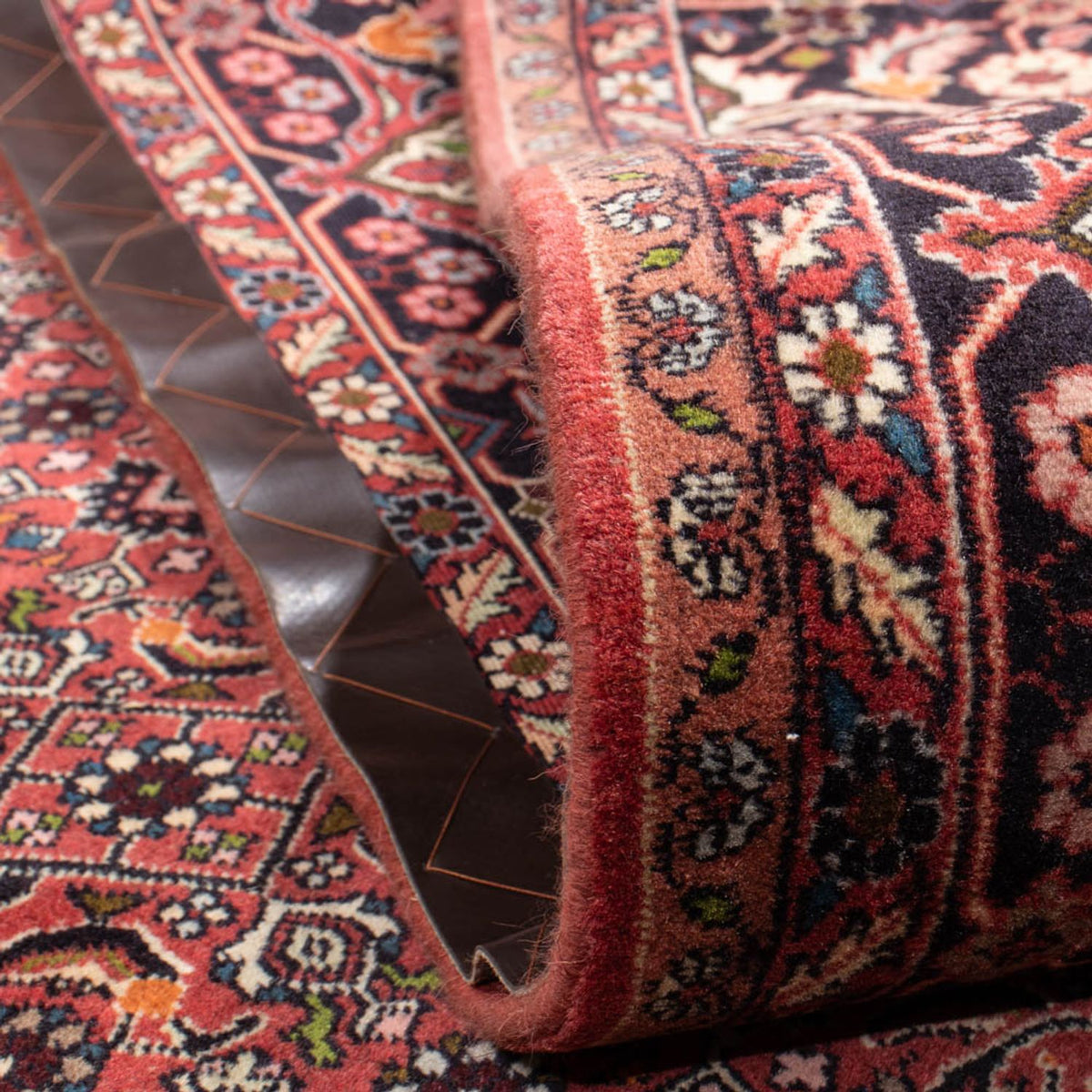 Persisk tæppe - Bijar - 338 x 248 cm - brun