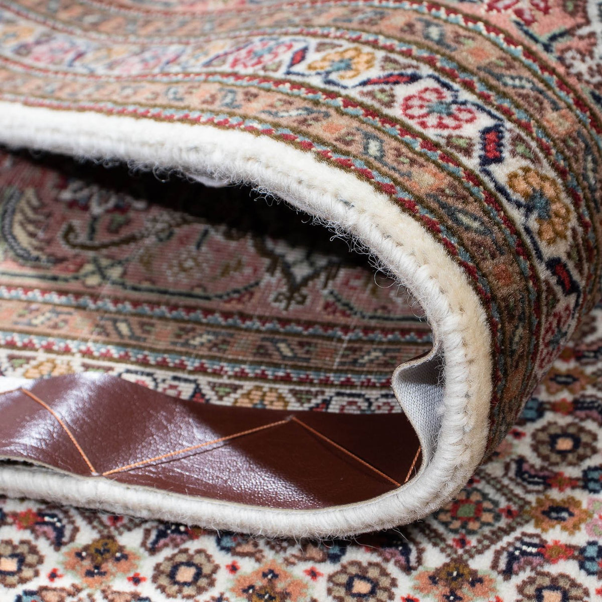 Persisk tæppe - Tabriz - 198 x 152 cm - lys brun