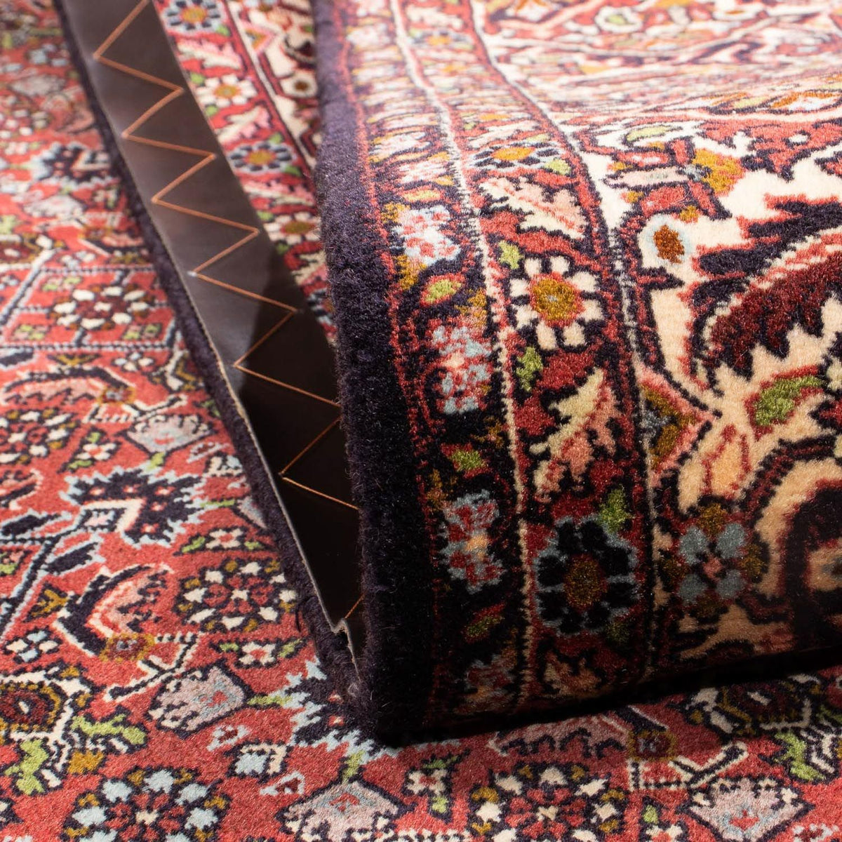 Persisk tæppe - Bijar - 251 x 172 cm - lysrød