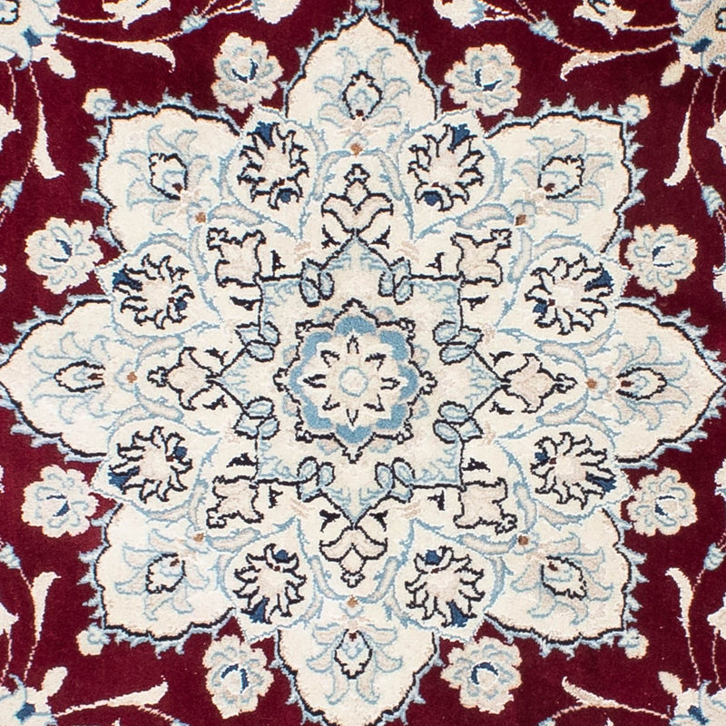 Persisk tæppe - Nain - Royal rundt  - 240 x 240 cm - mørkerød