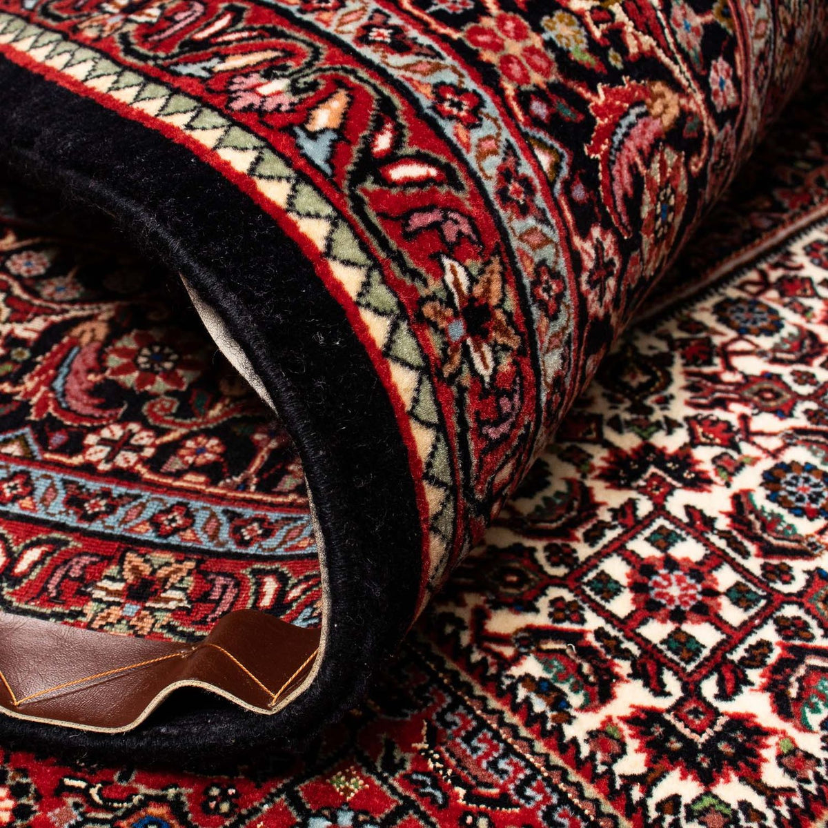 Persisk tæppe - Bijar - 253 x 200 cm - mørkerød