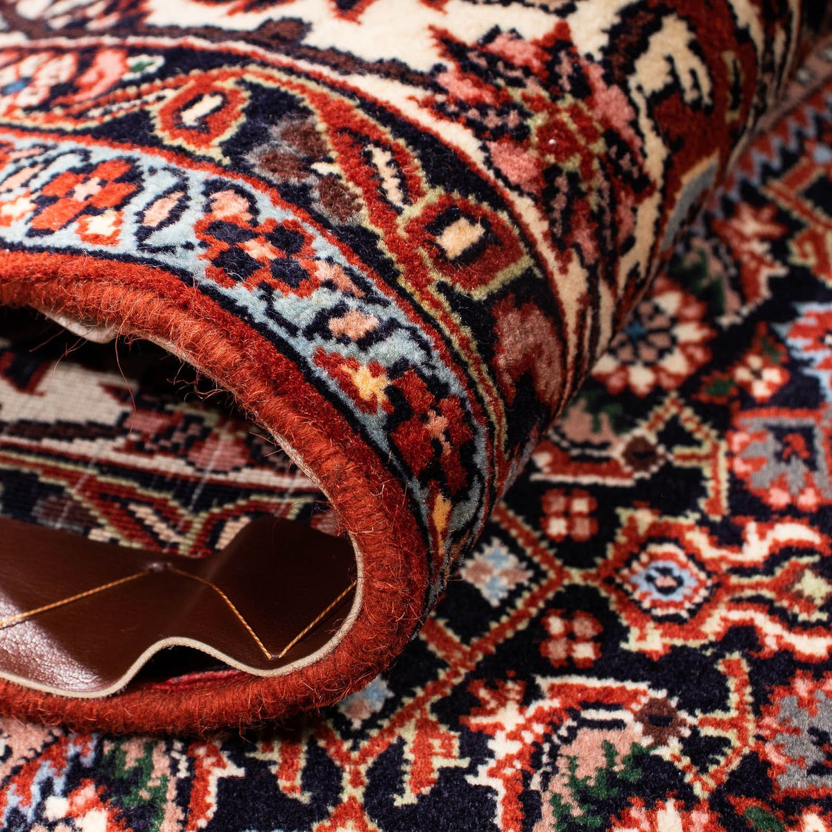 Persisk tæppe - Bijar - 241 x 170 cm - mørkerød