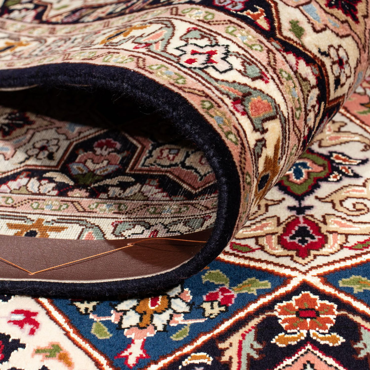 Persisk tæppe - Tabriz - Royal - 242 x 202 cm - flerfarvet