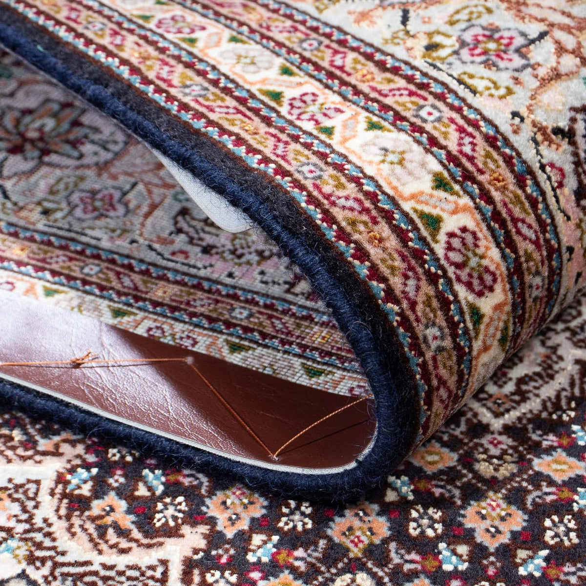 Persisk tæppe - Tabriz - 206 x 149 cm - lys brun