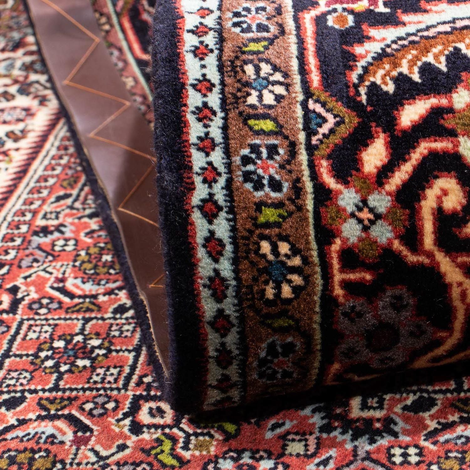 Persisk tæppe - Bijar - 250 x 168 cm - lysrød