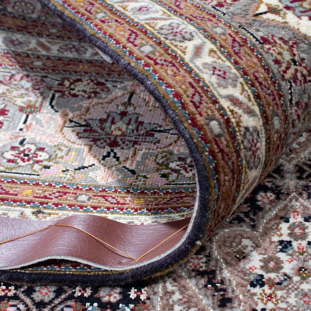 Persisk tæppe - Tabriz - 209 x 152 cm - lys brun