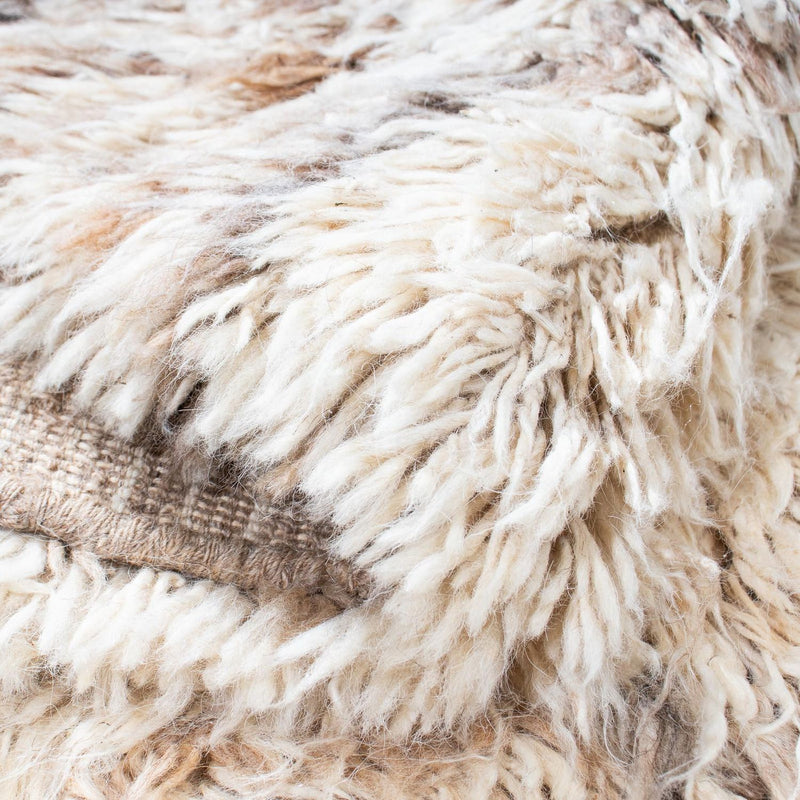 Tæppe med høj pæl - 252 x 172 cm - beige