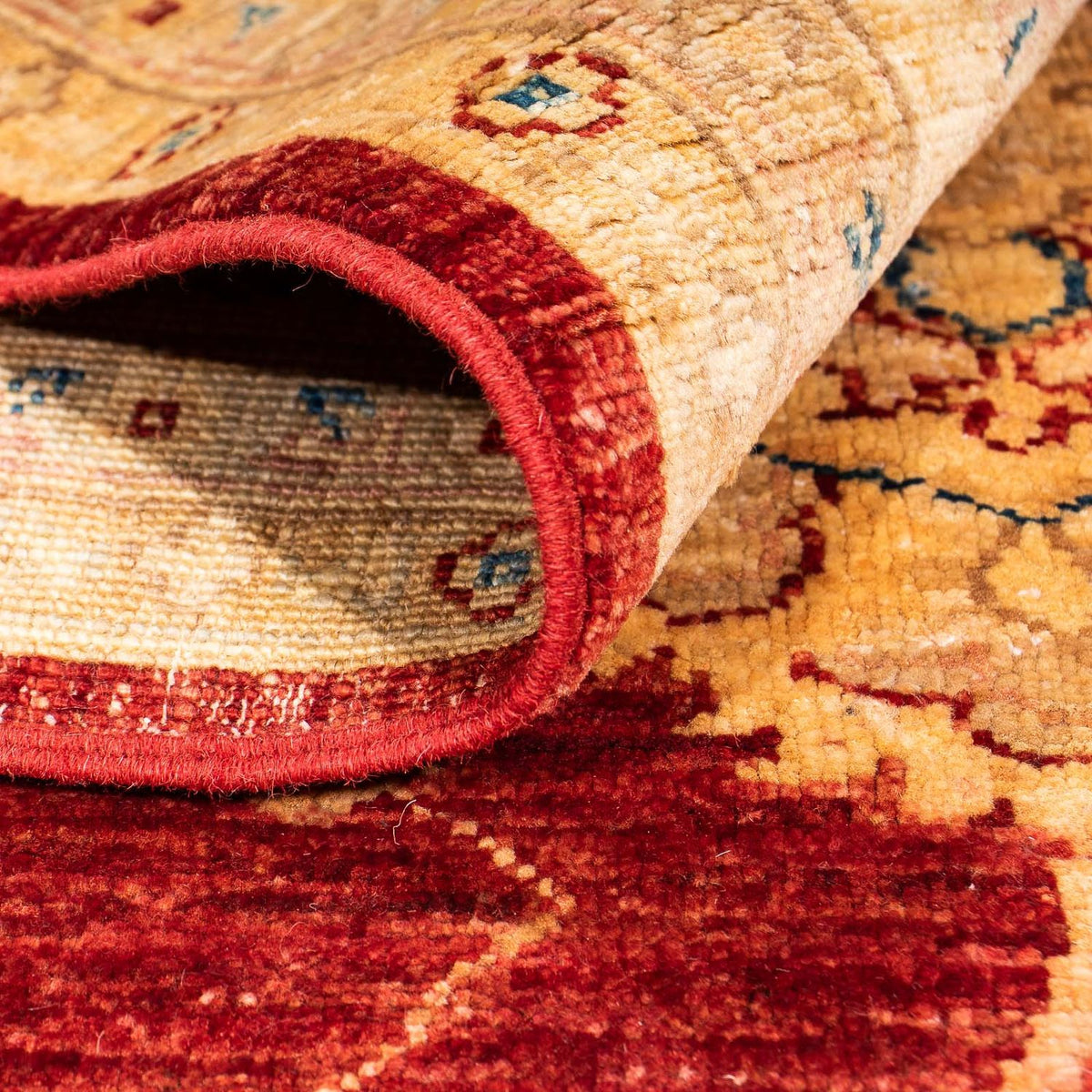 Ziegler Carpet - 222 x 174 cm - mørkerød