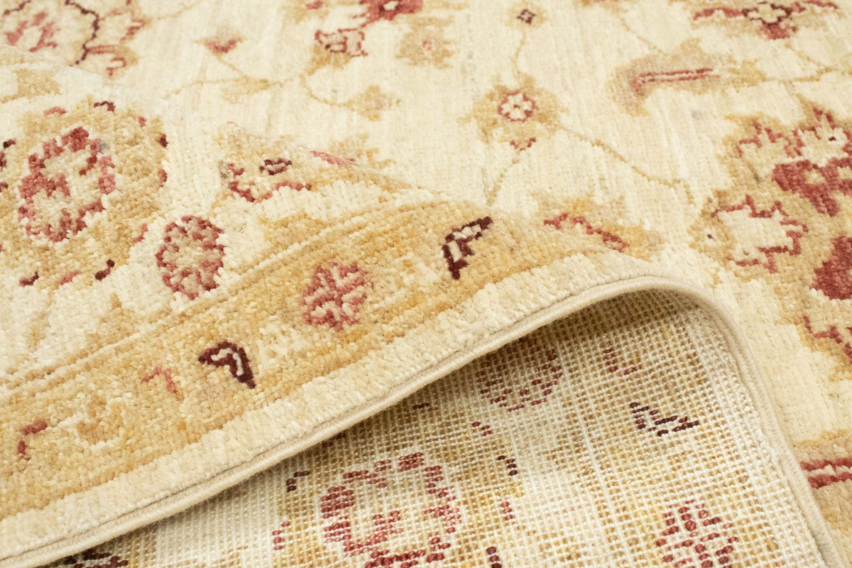 Ziegler Carpet - 176 x 128 cm - beige