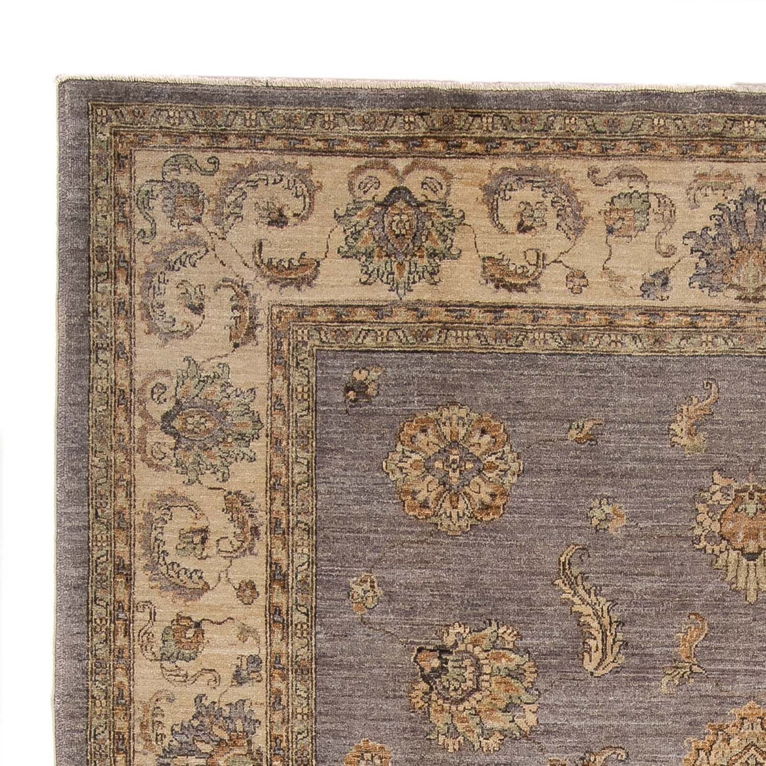 Ziegler Carpet - 294 x 207 cm - lilac