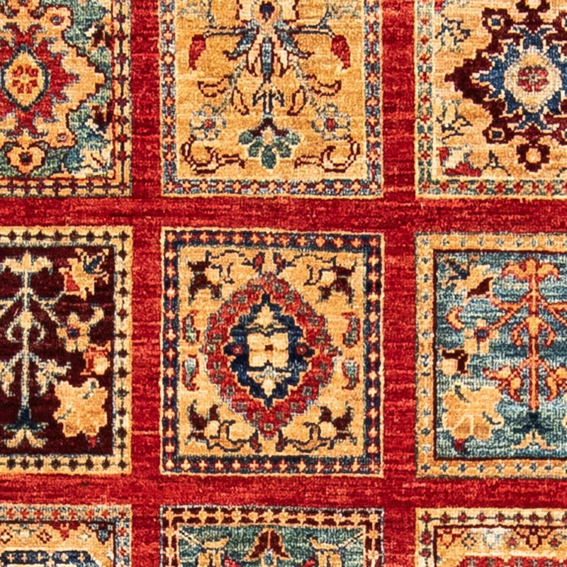 Ziegler Carpet - 244 x 155 cm - mørkerød