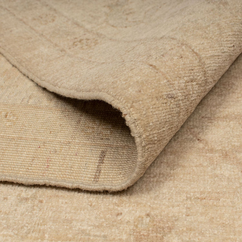 Ziegler Carpet - 304 x 253 cm - lys brun