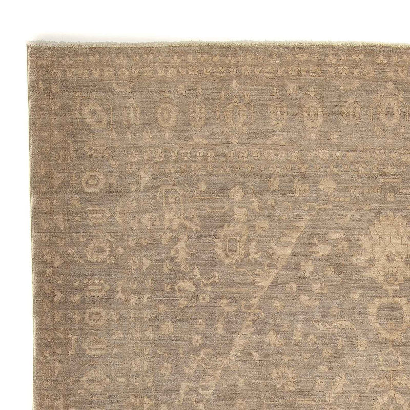 Ziegler Carpet - 303 x 261 cm - lys brun