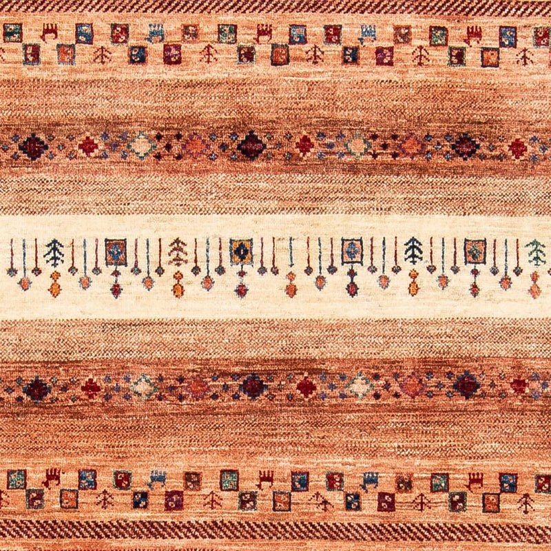 Ziegler Carpet - 249 x 171 cm - mørkerød