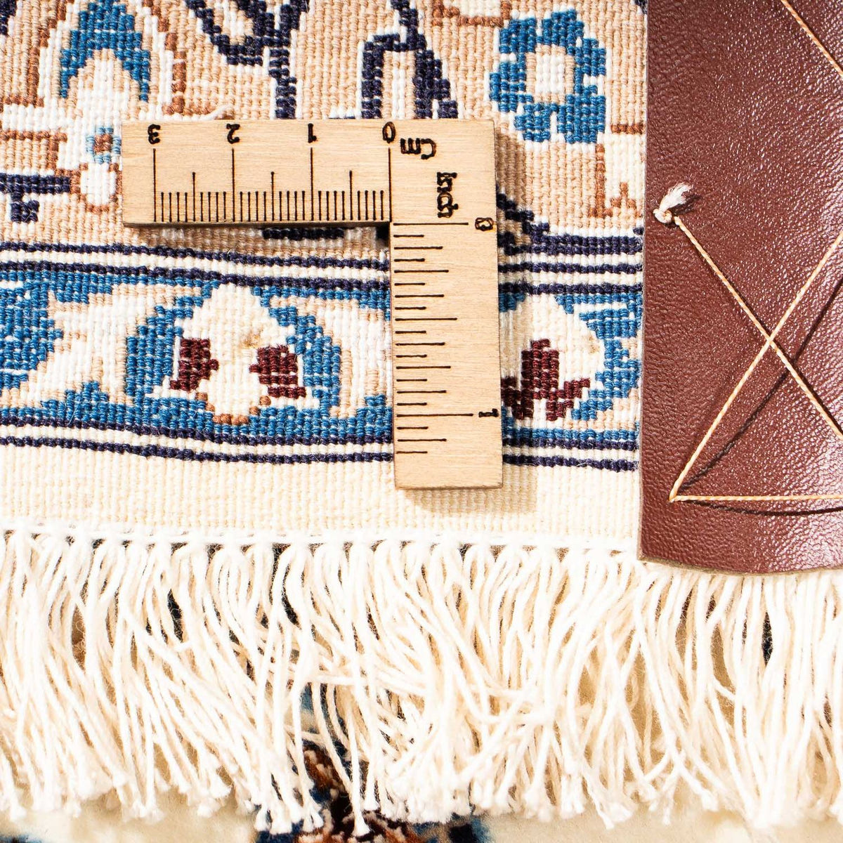 Persisk tæppe - Nain - Royal - 263 x 176 cm - beige